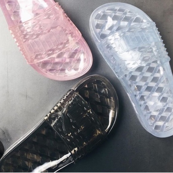 Puma X Fenty by Rihanna Jelly Slides - Picture 9 of 11